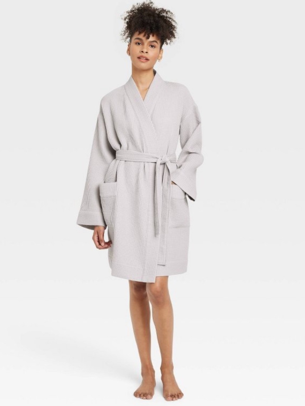 Auden Women’s Waffle Short Robe, Light Gray, M/L, Front Tie Long Sleeved